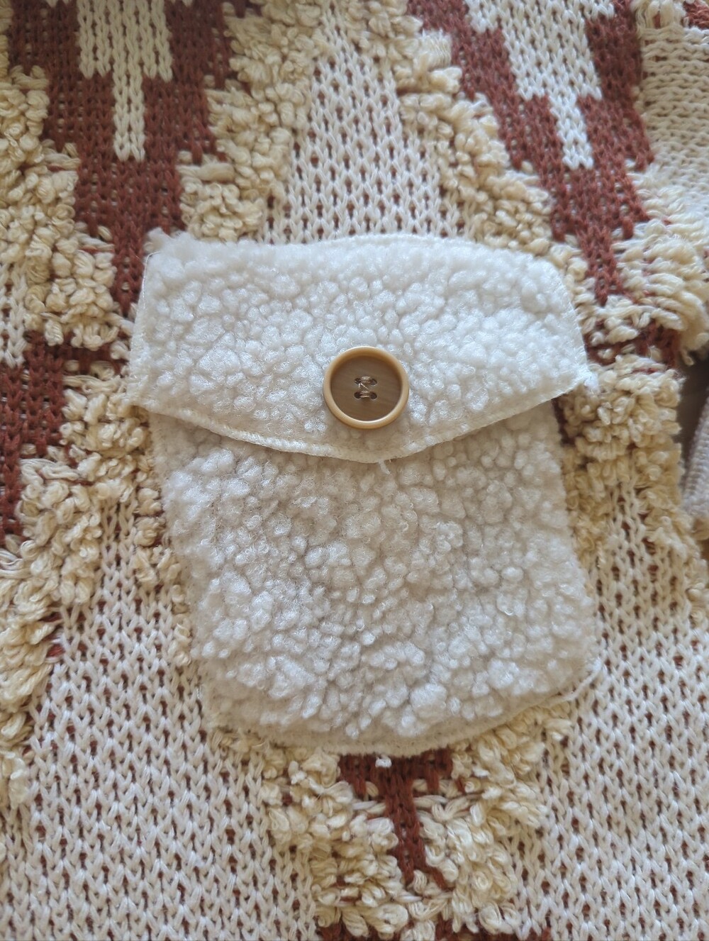 ON BLUE Yellowstone Aztec Ski Lodge SWEATER jacket WESTERN Rust Wht Knit Sz Lg - Picture 2 of 9